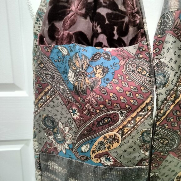 Scarf, Italian Burnout Velvet and Silk Patchwork, Fringed, Reversible, NWOT - Picture 2 of 14